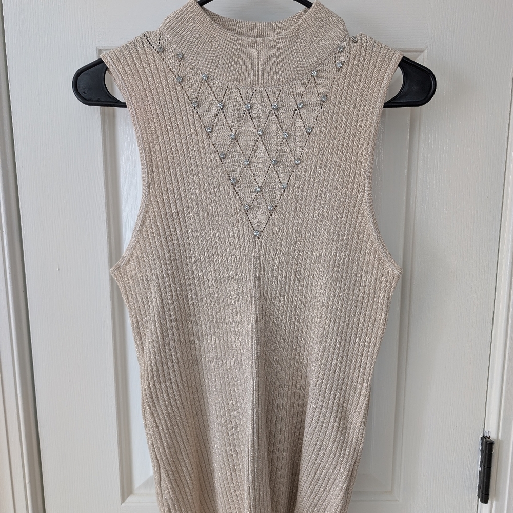 Carmen Marc Valvo Beige Embellished Tank Top